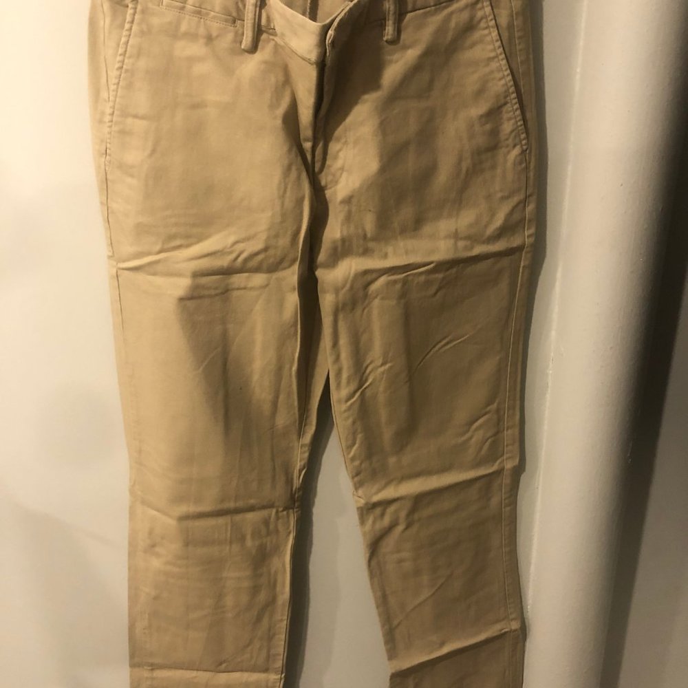 Old Navy Ultimate Straight Khaki
